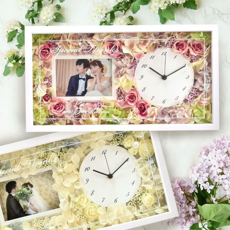 お花をアレンジした時計に好きな写真をセットして贈れるフォトフレーム花時計の両親贈呈品