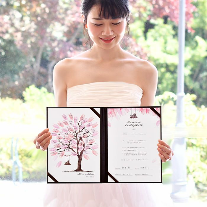 桜の花びらが美しいウェディングツリー
                                   ゲスト参加型サイン式結婚証明書「桜ペタル」