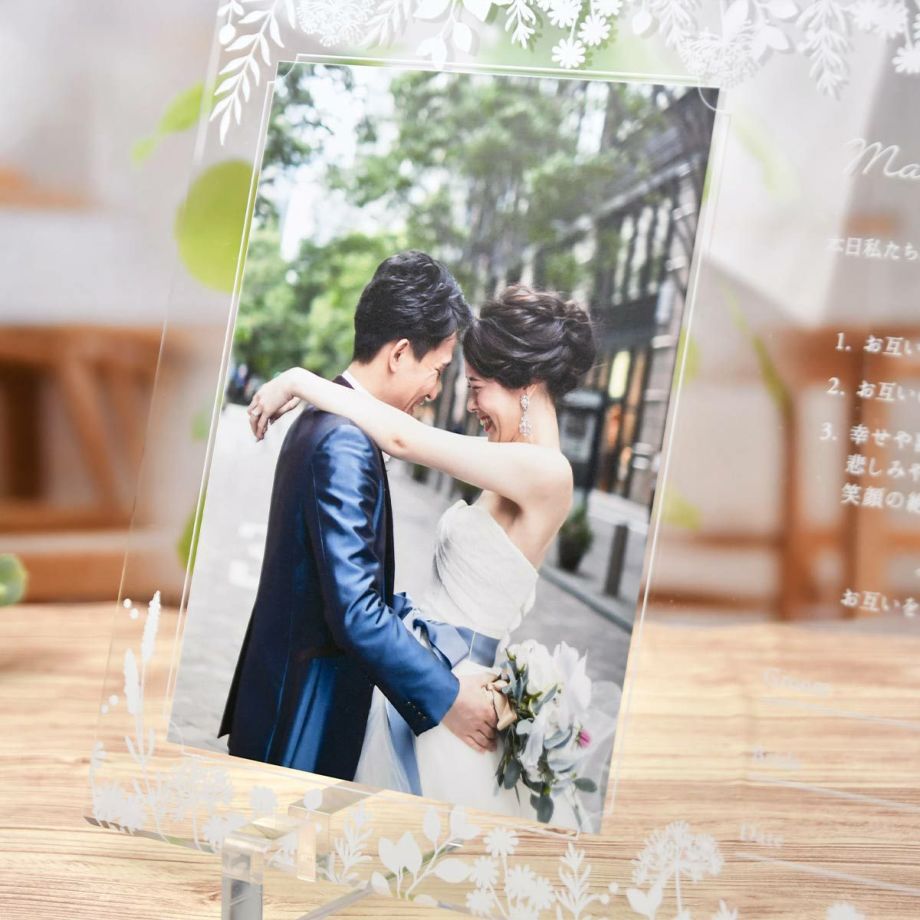 写真UV印刷入りアクリルのおしゃれな結婚証明書