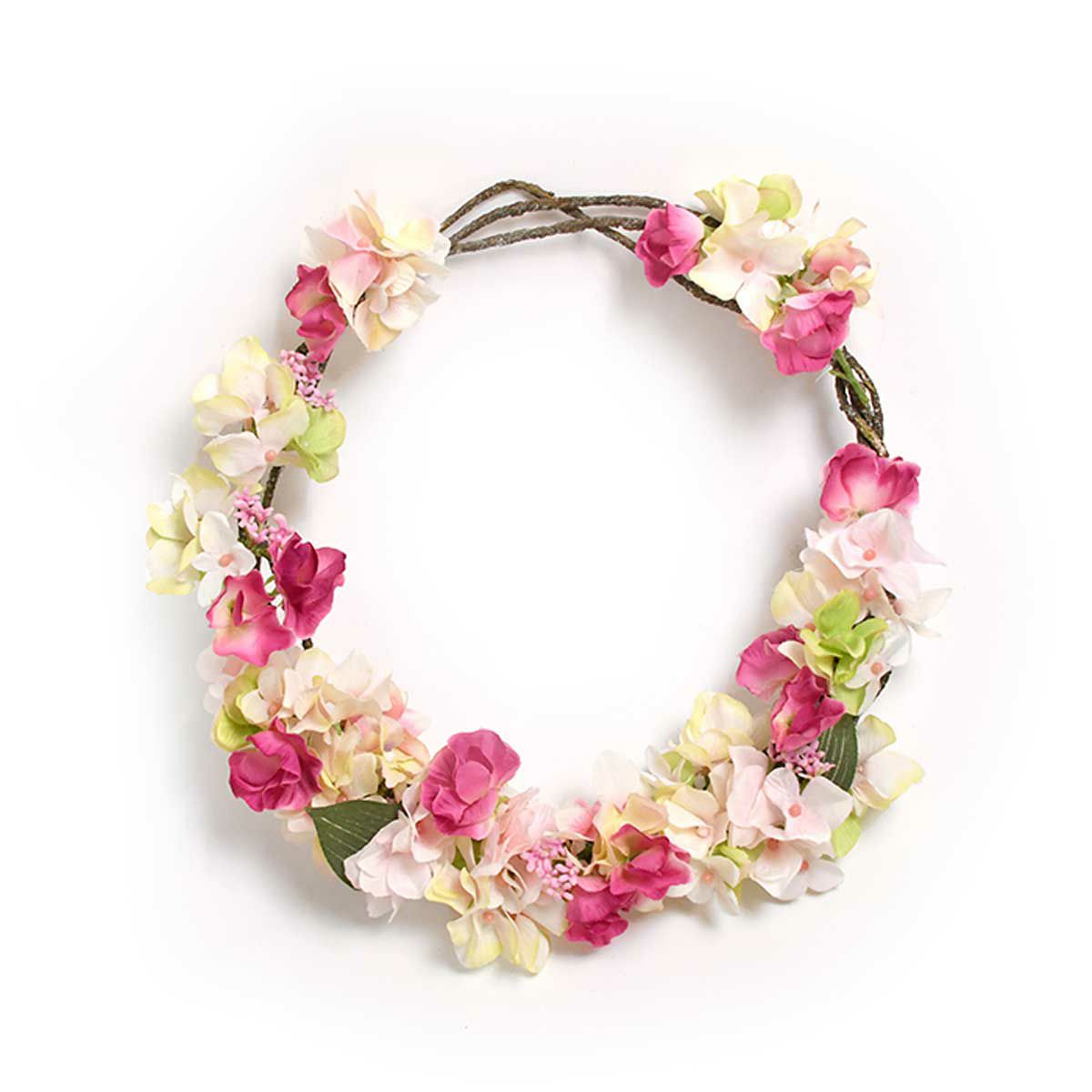 途切れることなく続くリースの形は“永遠”などの意味も込められています