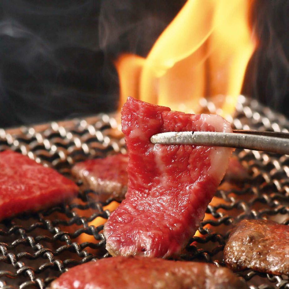 焼肉萬野屋肉屋の目利きで仕入れたこだわりの黒毛和牛萬野和牛