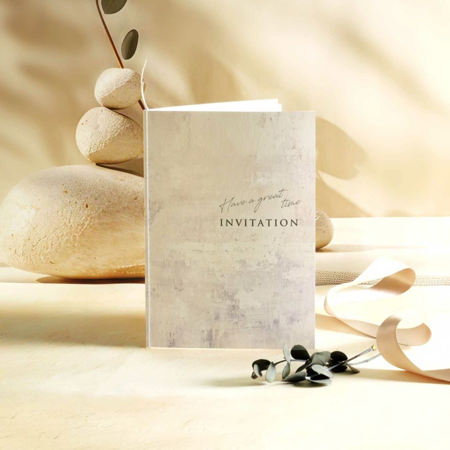 抽象美が彩る上質な完成品オーダー招待状