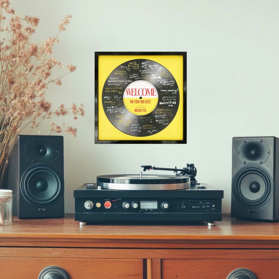 挙式後はおしゃれインテリアになるウェルカムボード