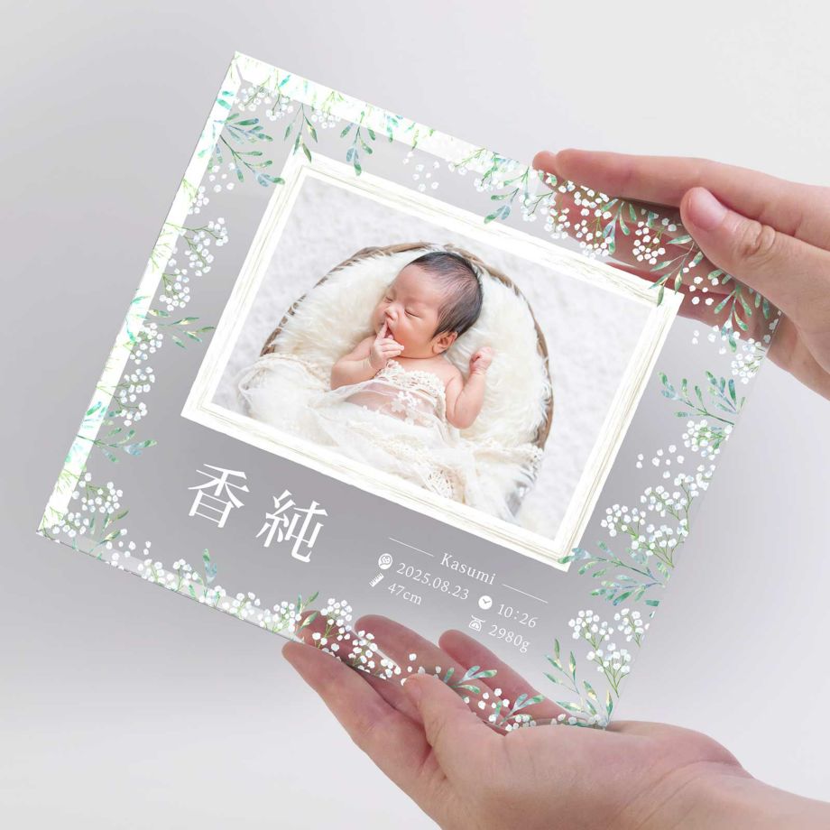 取り扱いやすいL判サイズが入れられるおしゃれな写真立て