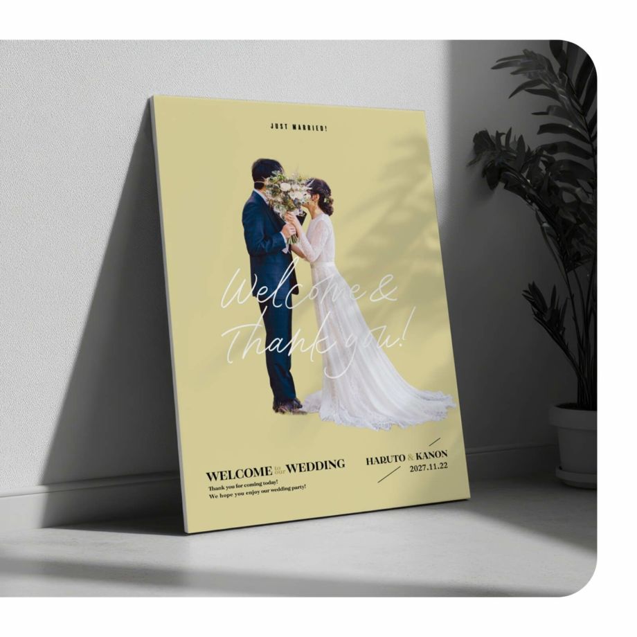 デザイナーがお写真を切り抜きしバランスよくレイアウトするフォトパネルウェルカムボード